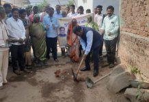मौजा सोनापूर येथील विकास कामाचे आ. डॉ. देवरावजी होळी MLA यांच्या हस्ते भूमिपूजन