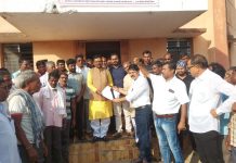 शेतकऱ्यांना मिळाला बाजार समिती निवडणूक लढविण्याचा अधिकार