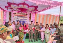 गडचिरोली पोलीस दलातर्फे उपपोस्टे रेगुंठा येथे भव्य जनजागरण मेळाव्याचे आयोजन.
