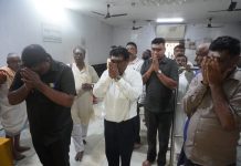 On behalf of the Kaleshwar Temple Committee, MLA Doctor Devraoji Holi was felicitated