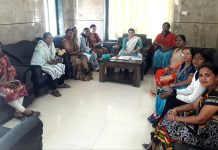 The meeting was held at the government rest house under the chairmanship of the former mayor of Gadchiroli city