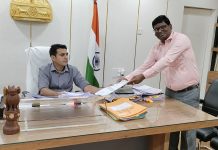 Prof. Santosh Surpam’s request to District Magistrate Sanjay Meena to provide an alternative route to local citizens during the Yatra at Markdadev.
