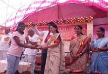 तेली समाजातील युवकांनी उच्च शिक्षण घेऊन समाजाचा नावलौकिक करावा – तेली महासभेचे जिल्हाध्यक्ष प्रमोदजी पिपरे यांचे प्रतिपादन