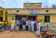 नवी दिल्ली येथील फँक्ट फाँन्डींग समीती ची गडचिरोली जिल्ह्यातील ग्रामपंचायत ला दिली भेट