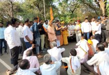 मार्कंडेश्वर मंदिराच्या जीर्णोद्धाराचे काम पंधरा दिवसात मार्गी लागणार खासदार अशोक नेते यांच्यासह जिल्हाधिकाऱ्यांचे आश्वासन