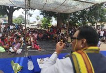 नागरिकांच्या समस्या जाणून घेण्यासाठी मंत्री आत्राम पोहोचले अतिदुर्गम गावात नारगुंडा परिसरातील अनेक गावातील नागरिकांशी साधले संवाद