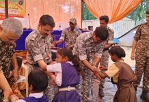 गडचिरोली पोलीस दलाच्या वरीष्ठ अधिकायांनी दुर्गम भागातील पोमके गर्देवाडा येथे साजरा केला रक्षाबंधन