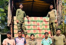 रेपनपल्ली पोलीसांनी केला ट्रक व अवैध दारुसह एकुण 25,57,000/- रुपयांचा मुद्देमाल जप्त