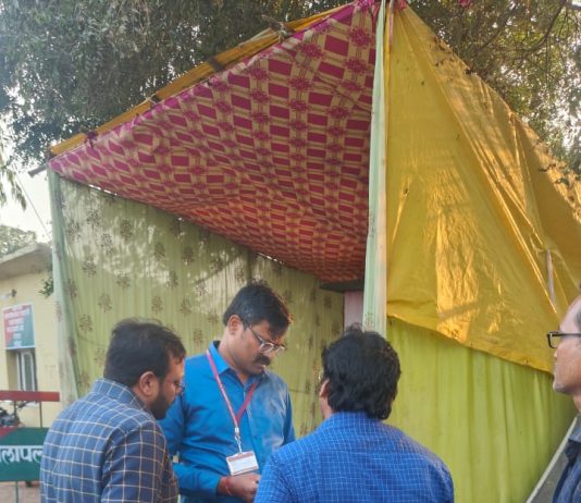 निवडणूक निरीक्षक राजेंद्र कटारा यांचेकडून स्ट्राँग रूमची पाहणी