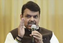 मुख्यमंत्री फडणवीस यांचा अधिकाऱ्यांसाठी सात कलमी कृती कार्यक्रम सामान्य नागरिकांचे दैनंदिन जीवन सुकर करा