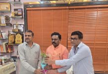 माजी खासदार डॉ. अशोकजी नेते यांची भाजप राज्यपरिषद सदस्यपदी निवड झाल्या बद्दल खूप खुप शुभेच्छा