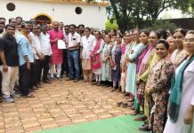 राष्ट्रीय आरोग्य अभियान कंत्राटी अधिकारी व कर्मचारी यांचे विविध मागण्यांसाठी गडचिरोलीत बेमुदत संप; काँग्रेस जिल्हाध्यक्ष महेंद्र ब्राह्मणवाडे यांचा जाहीर पाठिंबा