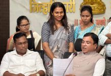 नवेगाव (गडचिरोली) येथे भर लोकवस्तीत प्रस्तावित प्लास्टिक कचरा प्रकल्पाला नागरिकांचा तीव्र विरोध